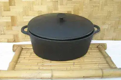 סיר אובאלי יצוק 4 ליטר