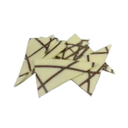 משולשים לבן עם פסים- מחיר ל100 גרם, חלבי