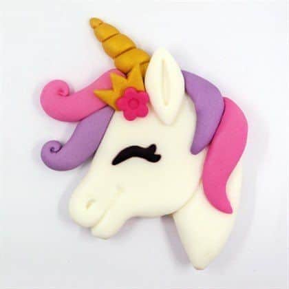 קישוט בצק סוכר- חד קרן מבצק סוכר